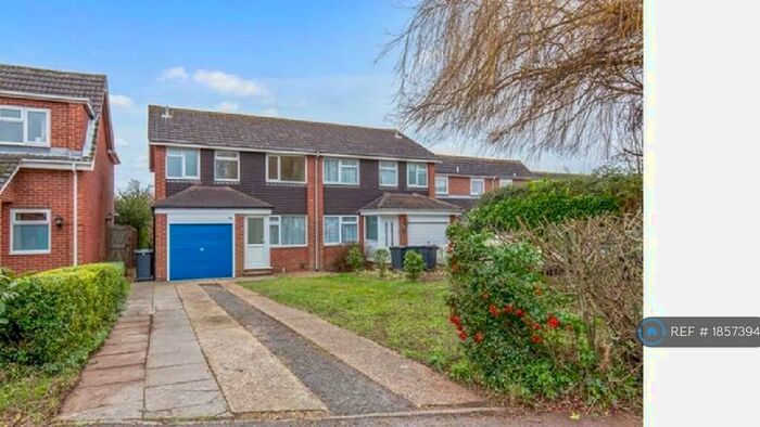 3 Bedroom Semi-Detached House To Rent In Brook Gardens, Emsworth, PO10