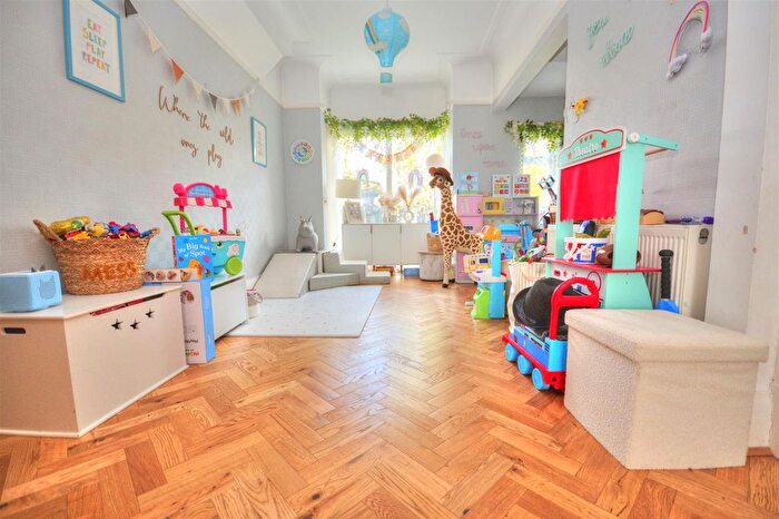 5 Bedroom Detached House For Sale In Forefield Lane, Liverpool, L23