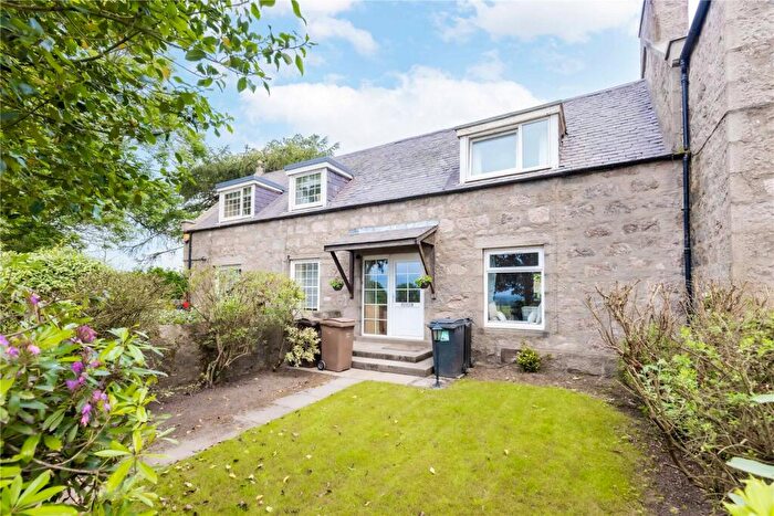 2 Bedroom Terraced House To Rent In Whitestripes, Bridge Of Don, Aberdeen, AB22
