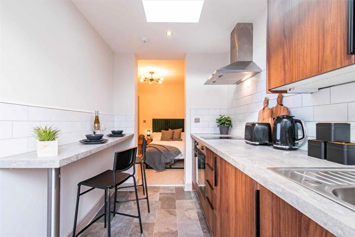 Studio To Rent In Castle Road, Castle Gresley, Swadlincote, DE11