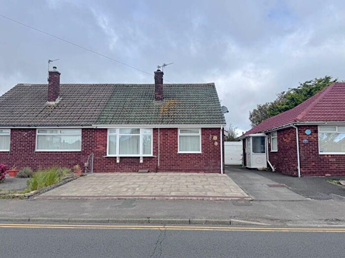 2 Bedroom Semi Detached Bungalow For Sale In Cavendish Mansions, Green Drive, Thornton-Cleveleys, FY5