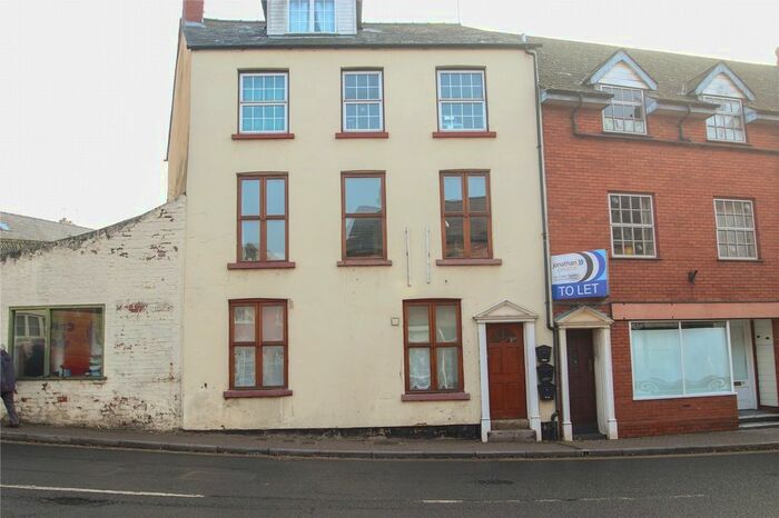 1 Bedroom Flat To Rent In Brookend Street, Ross-On-Wye, Herefordshire, HR9