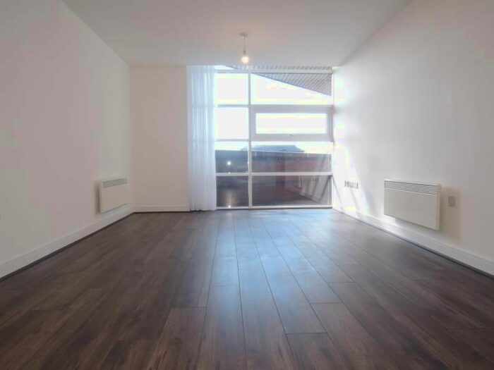 1 Bedroom Flat To Rent In Landmark, Waterfront West, Brierley Hill DY5