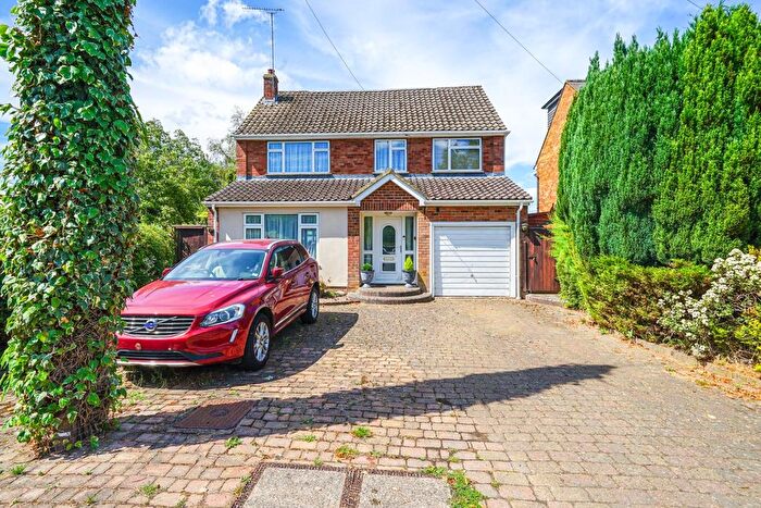 4 Bedroom Detached House For Sale In Station Road, Stanbridge, Leighton Buzzard, LU7