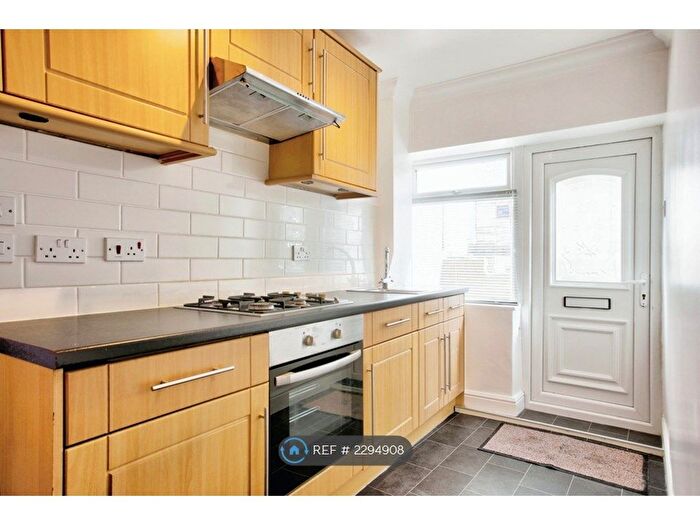 2 Bedroom Flat To Rent In West Percy Street, North Shields, NE29