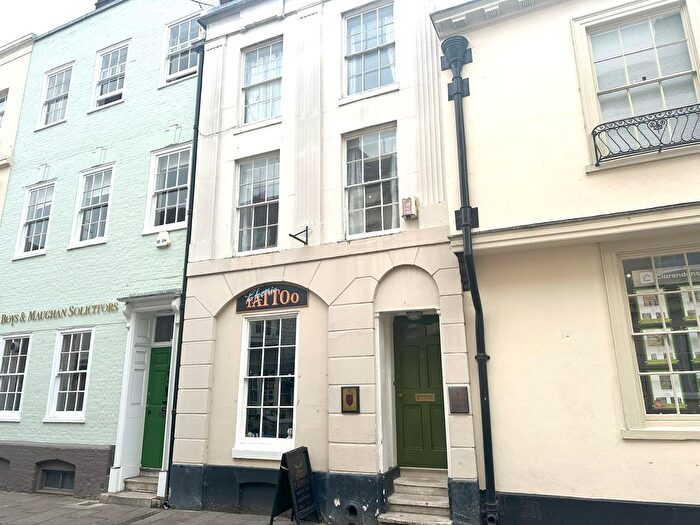 1 Bedroom Flat To Rent In Castle Street, Canterbury, CT1