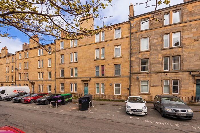 1 Bedroom Flat For Sale In / Wardlaw Street, Edinburgh, EH11