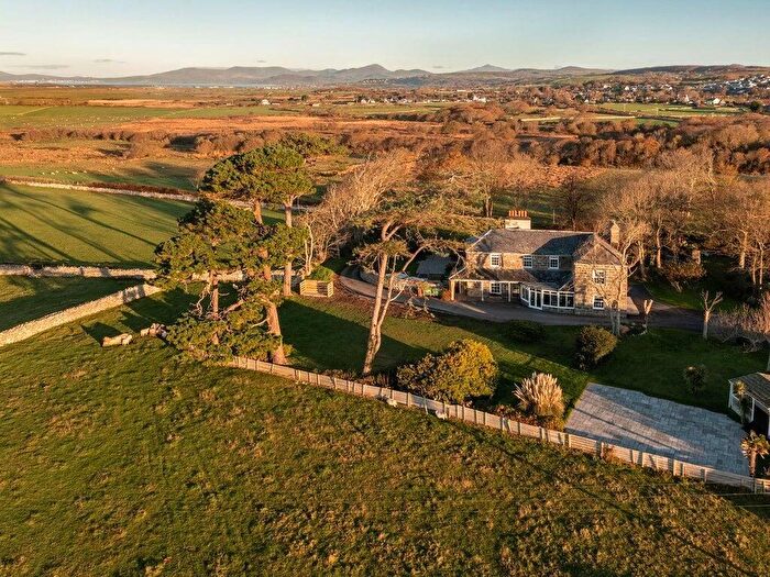 10 Bedroom Detached House For Sale In Bennar Fawr, Ffordd BenarDyffryn Ardudwy, Gwynedd, LL44