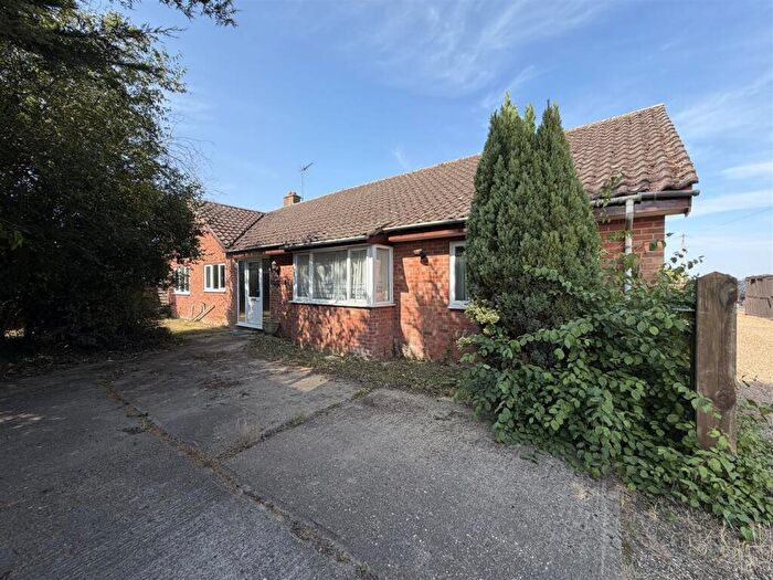 4 Bedroom Detached Bungalow For Sale In Station Road, Bacton, Stowmarket, IP14