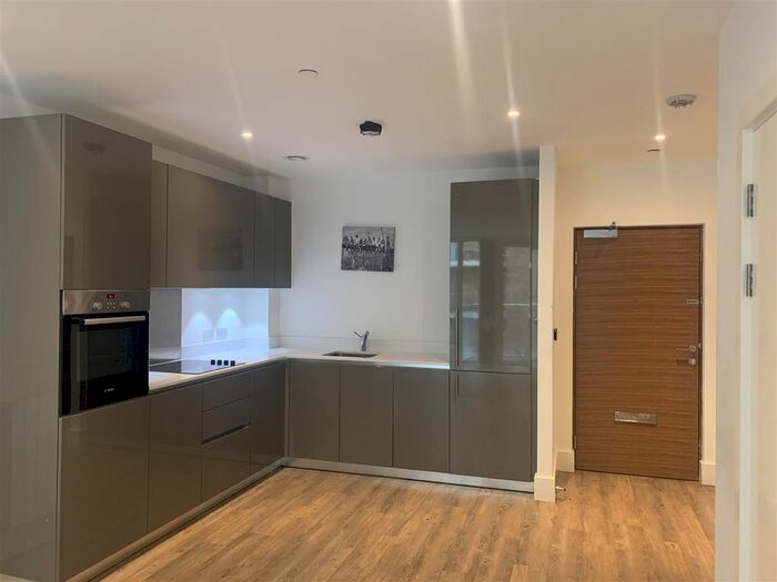 1 Bedroom Flat To Rent In Plumstead Road, London SE18