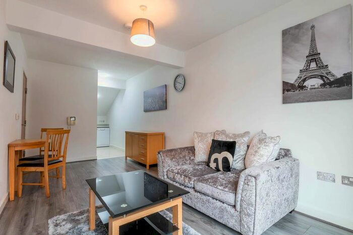 1 Bedroom Flat To Rent In Kenyon Forge, Kenyon Street, B18