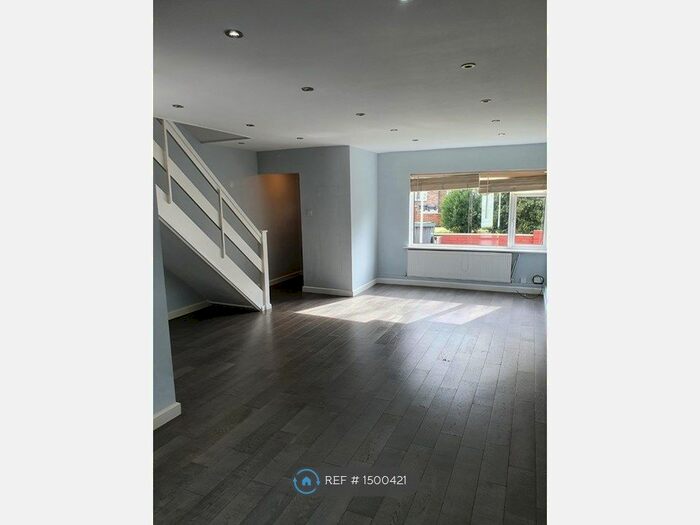 3 Bedroom Terraced House To Rent In Colton Gardens, London, N17