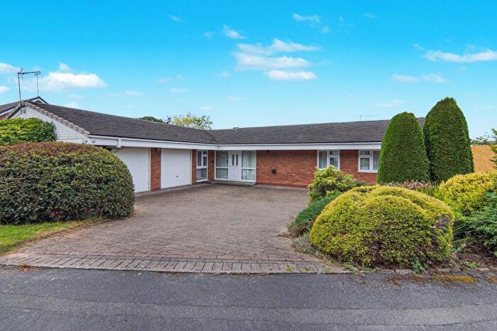 4 Bedroom Detached Bungalow For Sale In Old Mill Avenue, Coventry, CV4