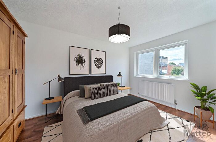 2 Bedroom Terraced House For Sale In Abbey Gardens, Bermondsey, SE16