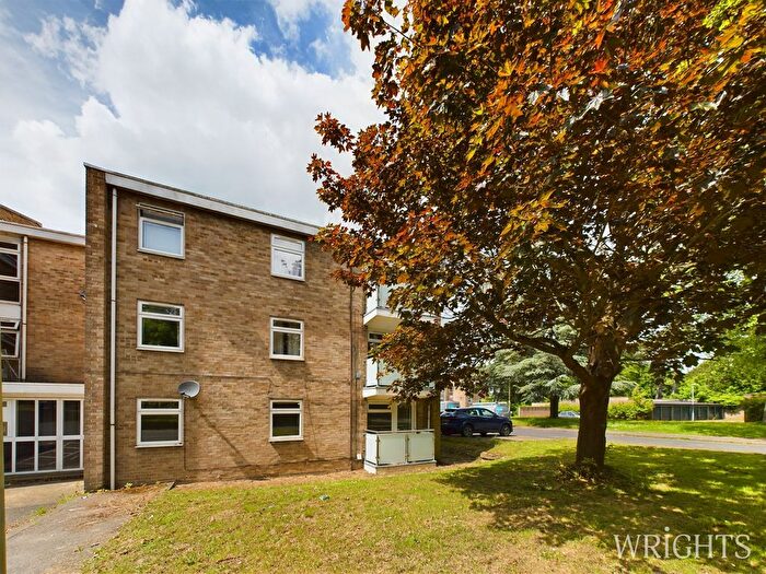 2 Bedroom Flat To Rent In Corners, Welwyn Garden City., AL7