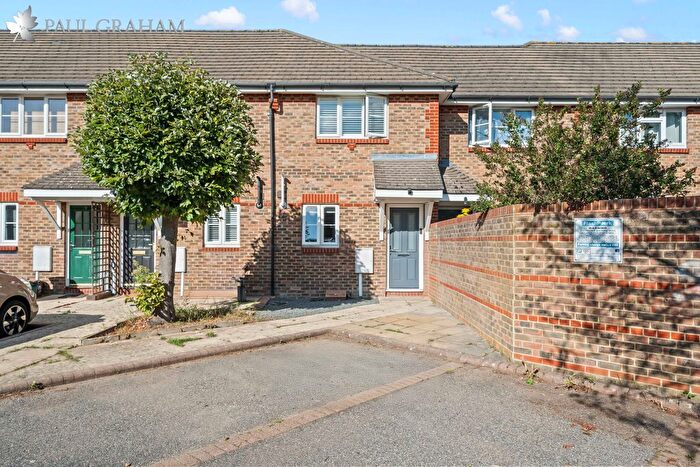 2 Bedroom End Terrace House For Sale In Park Road, Hackbridge, Surrey, SM6