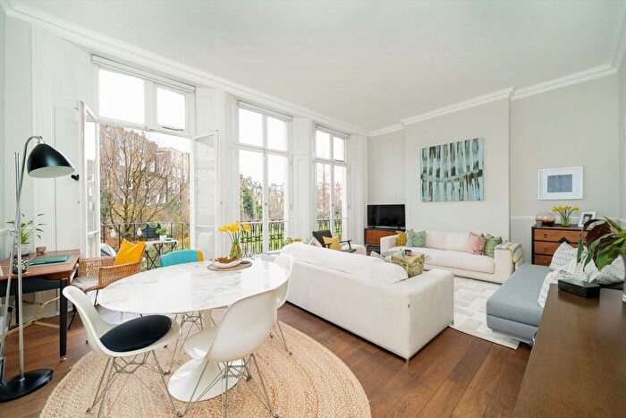2 Bedroom Flat For Sale In Warrington Crescent, Maida Vale, W9