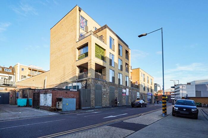 1 Bedroom Flat To Rent In South Street, Romford, RM1