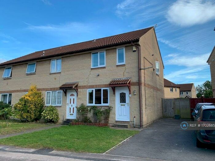 3 Bedroom End Of Terrace House To Rent In Roebuck Close, Weston-Super-Mare, BS22