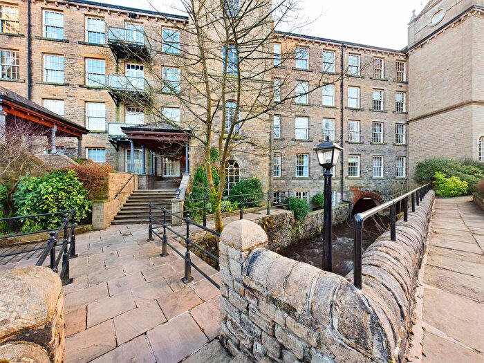2 Bedroom Apartment For Sale In Apartment Colne, Barkisland Mill, Beestonley Lane, Barkisland, HX4