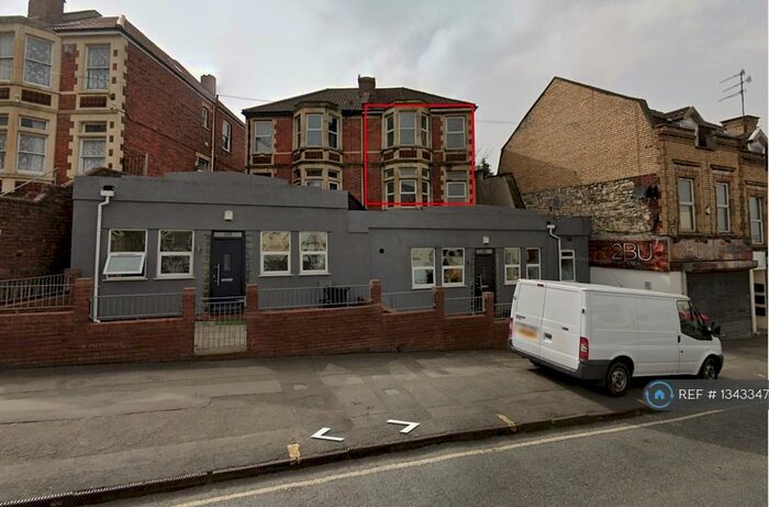 3 Bedroom Flat To Rent In Wells Road, Bristol, BS4
