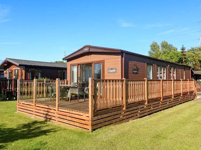 2 Bedroom Mobile/park Home For Sale In South Lakeland Leisure Village, Borwick Lane, Warton, Carnforth, LA6