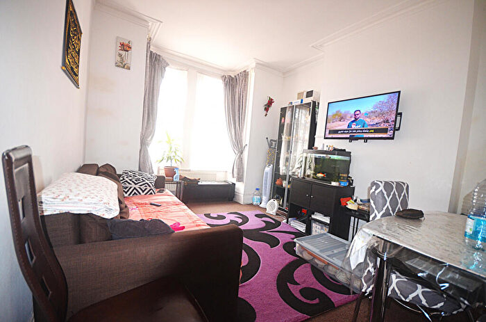 1 Bedroom Flat To Rent In Ilford, IG2
