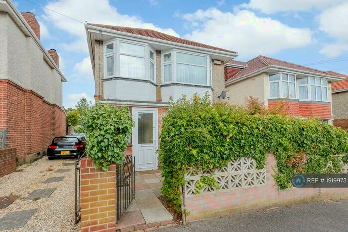 1 Bedroom Flat To Rent In Pine Avenue, Poole, BH12