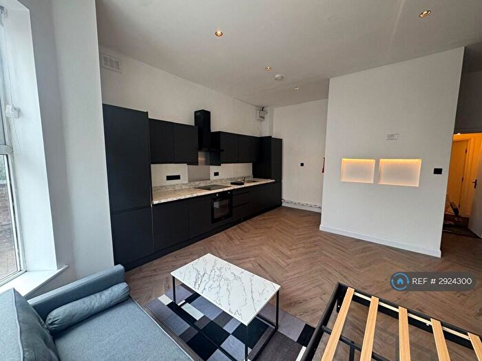 Studio To Rent In Middleborough Road, Coventry, CV1