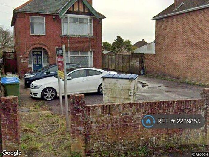 3 Bedroom Detached House To Rent In Merryoak Road, Southampton, SO19