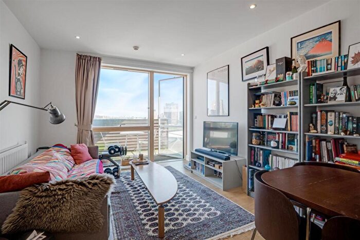 1 Bedroom Apartment For Sale In Stanley Turner House, Bow, E3