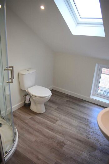 2 Bedroom Apartment To Rent In Albert Road, Southsea, Portsmouth, PO5