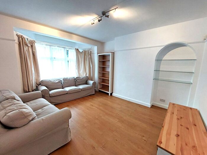 3 Bedroom Terraced House To Rent In Princes Gardens, West Acton, London, W3