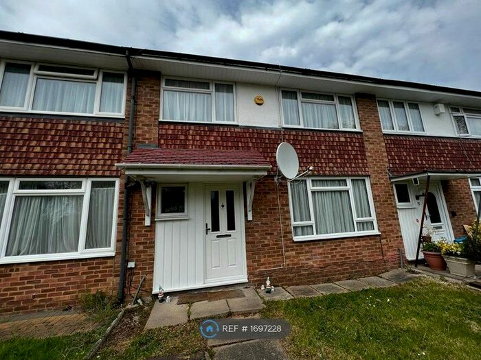 3 Bedroom Terraced House To Rent In Fontwell Close, Harrow, HA3