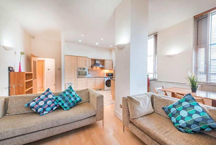 2 Bedroom Flat For Sale In Marathon House, Marylebone Road, London, NW1