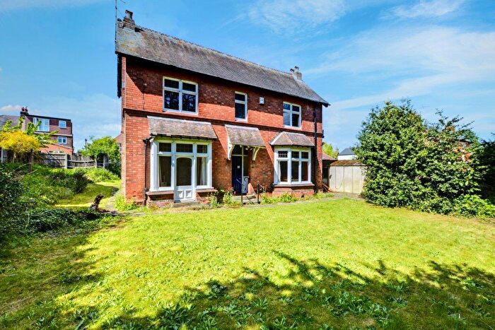 4 Bedroom Detached House For Sale In Muskegon, Lime Grove Avenue, Beeston, NG9