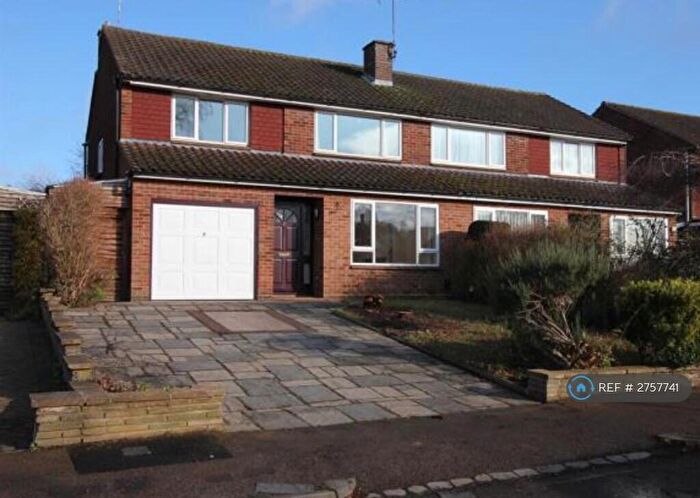 4 Bedroom End Of Terrace House To Rent In High Firs Crescent, Harpenden, AL5