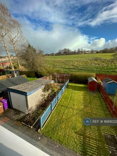 3 Bedroom Flat To Rent In Croftpark Avenue, Glasgow, G44