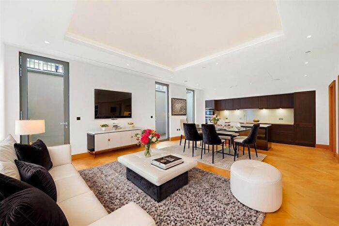 3 Bedroom Flat To Rent In John Islip Street, London, SW1P