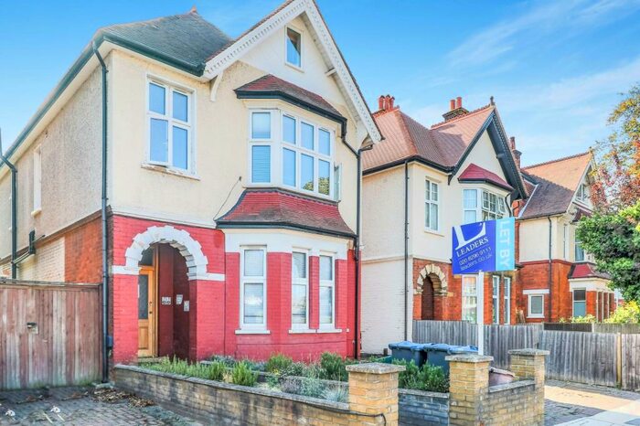 2 Bedroom Property To Rent In Ewell Road, KT6