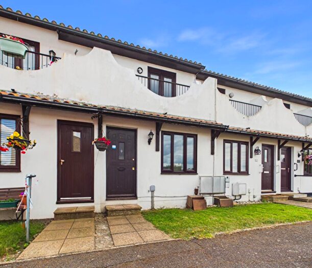 2 Bedroom Terraced House For Sale In Rosebery Road, Chatham, Kent, ME4