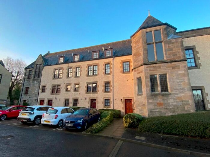 2 Bedroom Flat To Rent In Park Avenue, Edinburgh, EH15