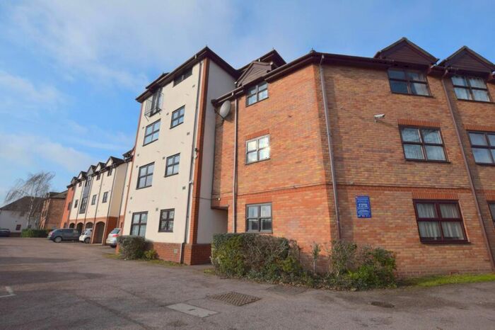 1 Bedroom Apartment To Rent In Hamilton Court, Templemead, CM8