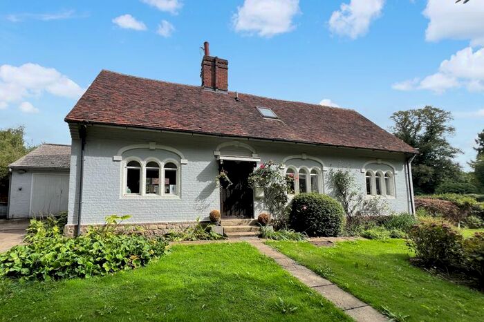 3 Bedroom Detached House For Sale In Surrenden Park, Pluckley, Ashford, TN27