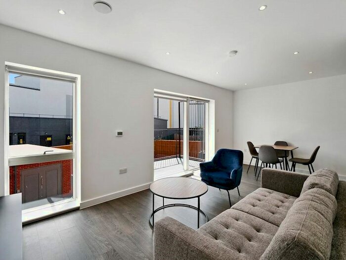 1 Bedroom Flat To Rent In Denning Avenue, Croydon, CR0