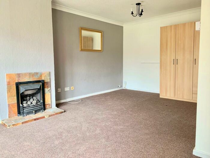 2 Bedroom End Of Terrace House To Rent In Windsor Street, Beeston, NG9