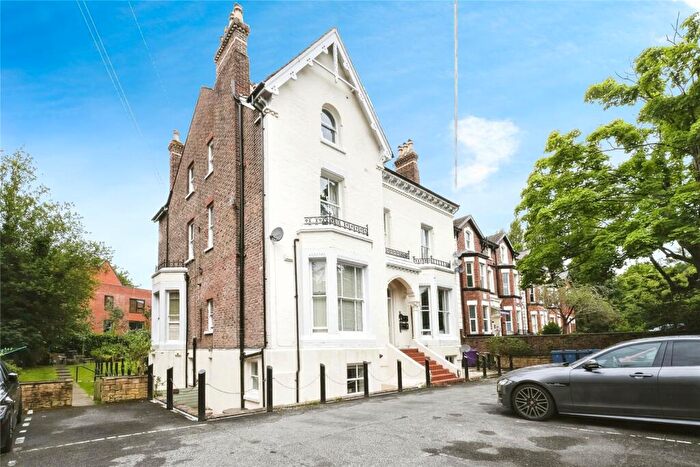 2 Bedroom Apartment For Sale In Parkfield Road, Aigburth, Liverpool, Merseyside, L17