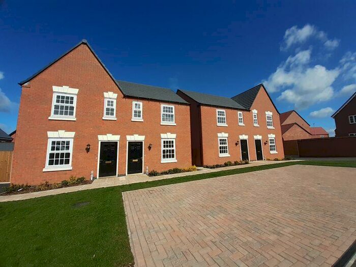 2 Bedroom Semi-Detached House For Sale In Mill Grove, Walsall, B79
