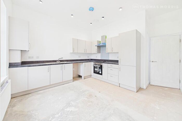 2 Bedroom Apartment To Rent In Cambridge Street, St. Neots, Cambridgeshire, PE19