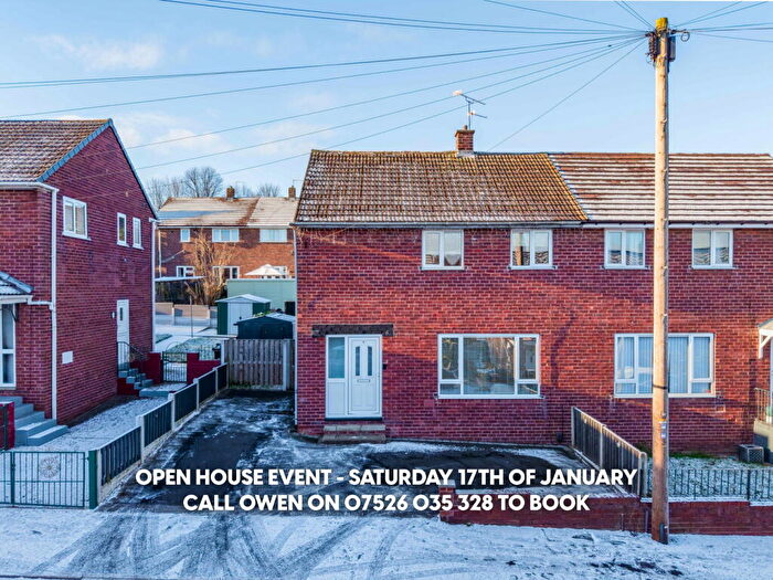 3 Bedroom Semi Detached House For Sale In Wheatley Close, Barnsley, S71